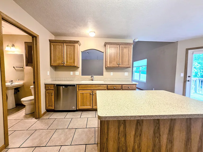 606 Highland Ridge Dr #1 — Photo 6