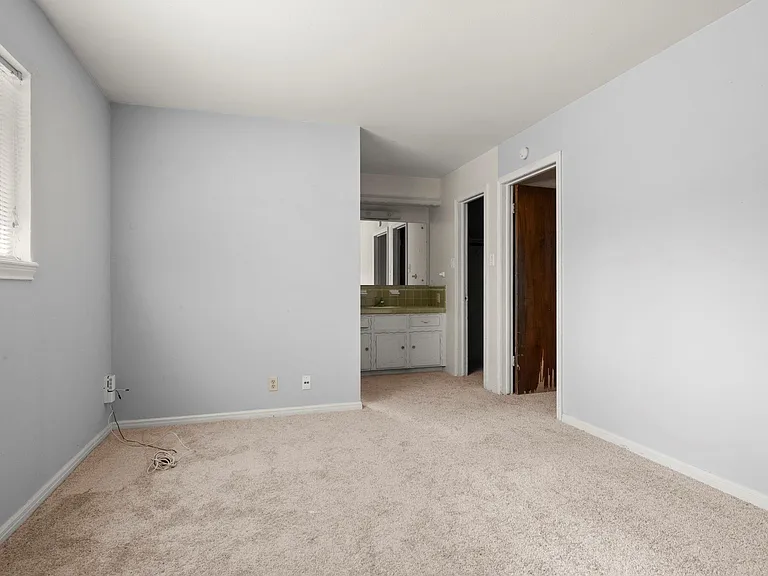 1039 Marcella St — Photo 20