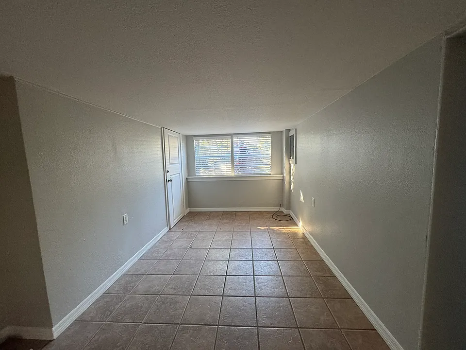 Living area - tile fooring