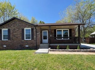 3412 Albert Dr, Clarksville, TN 37042