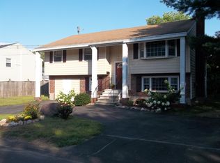 218 Bonham Rd, Dedham, MA 02026