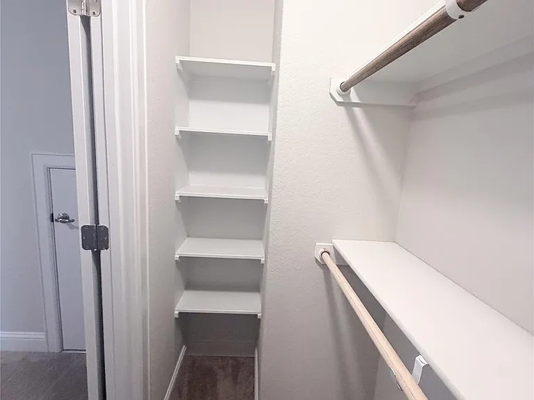 2332 Base Burner Path — Photo 34