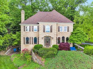 6306 Midsummer Ln, Roanoke, VA 24018