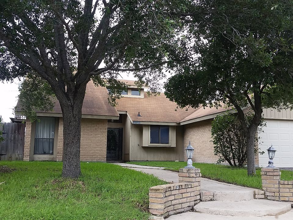 1st image of 966 Blue Bonnet Dr