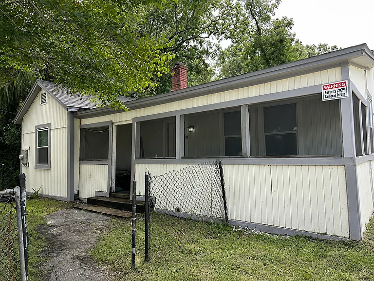 3348 Commonwealth Ave — Photo 25