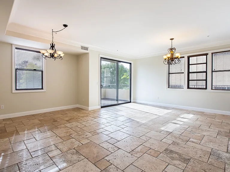 347 Milford St #101 — Photo 5