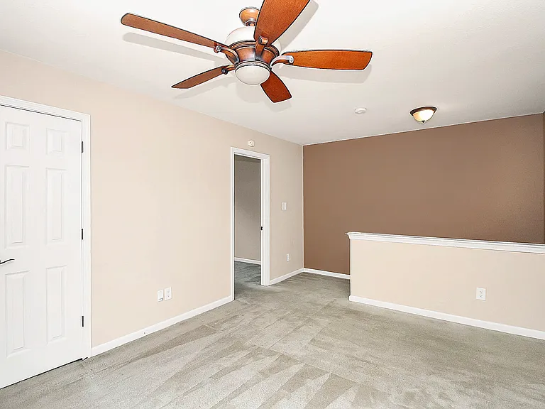 5227 Silabert Ave — Photo 22