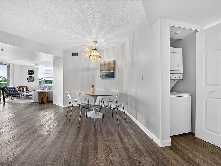 520 SE 5th Ave #2211 — Photo 12