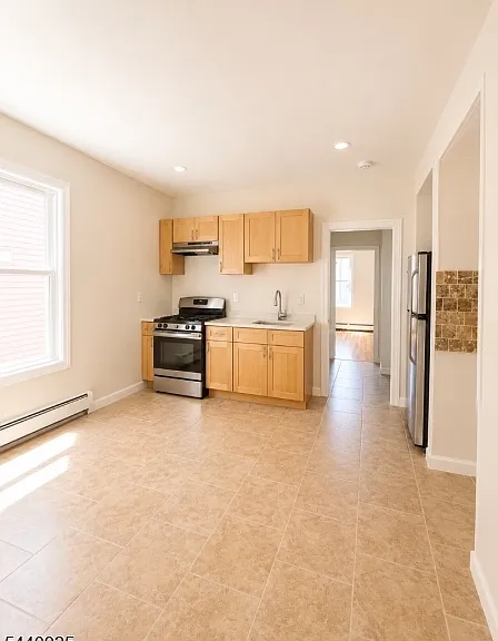 72 N 13th St #3 — Photo 7