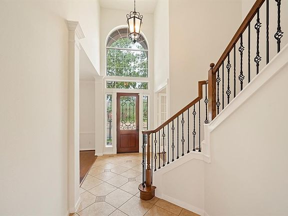 5th image of 11802 Glen Bay Ct