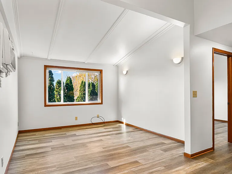 512 S Main St #2 — Photo 16