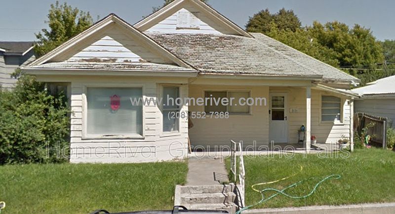 2nd image of 313 3rd St