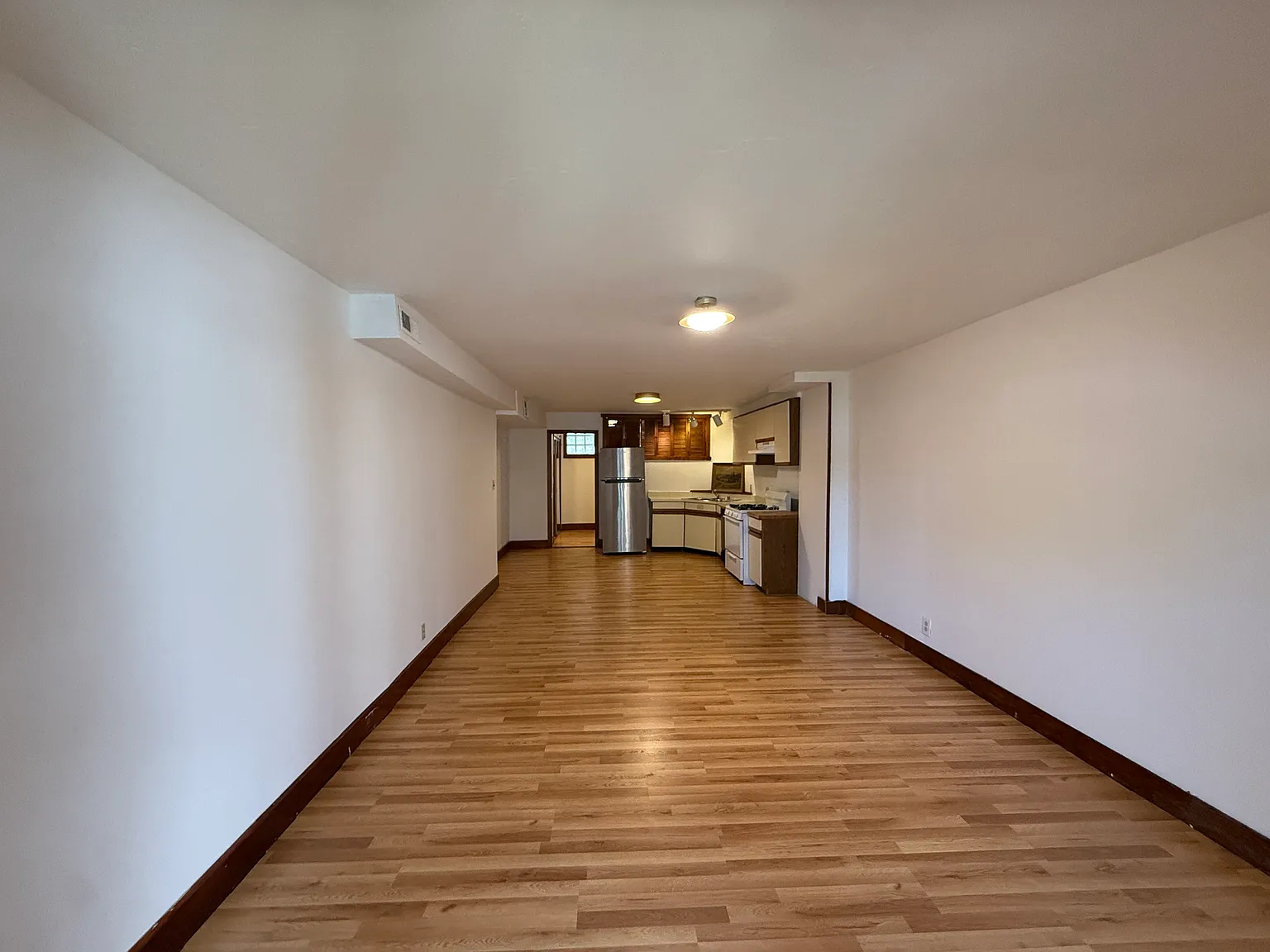 Studio, $3,400 — Photo 4