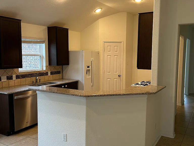 3315 Madison Elm St — Photo 15