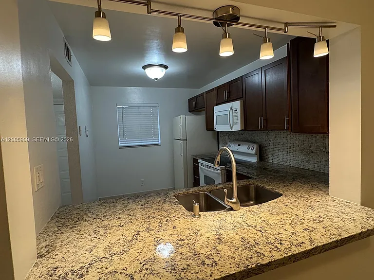 3022 Coral Springs Dr #1043 — Photo 3