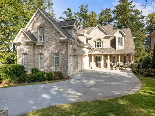 3962 Erin Dr, Alpharetta, GA 30022