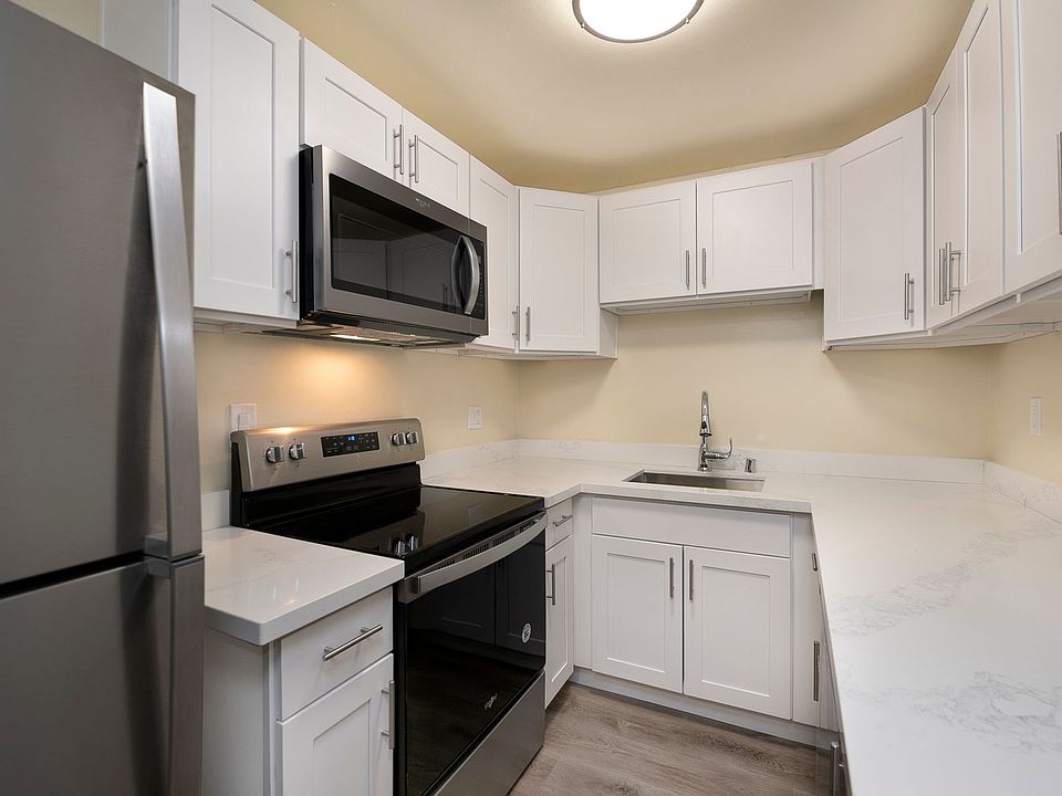 BAN Banbury Arms Apartments 1000 E Aloha St Seattle WA Zillow