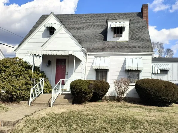 2003 S 9th St, Ironton, OH 45638