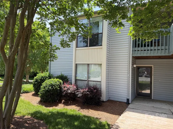 11121 S Harrowfield Rd, Charlotte, NC 28226