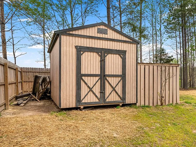 3143 Sonya Dr NW — Photo 39