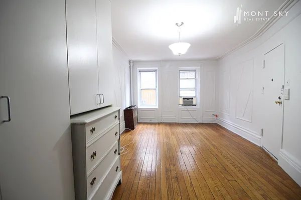 Rented by Mont Sky Real Estate | media 12