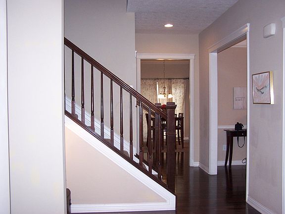 3rd image of 2873 Deverell Dr