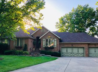 1241 W Cardinal St, Springfield, MO 65810