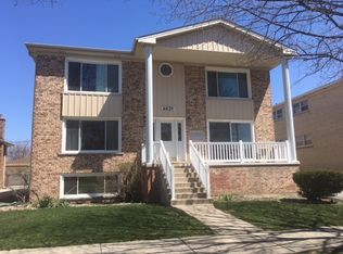 4621 Raymond Ave APT 2N, Brookfield, IL 60513