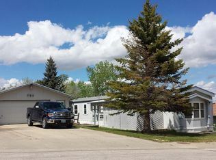706 Kiowa Ave, Gillette, WY 82718