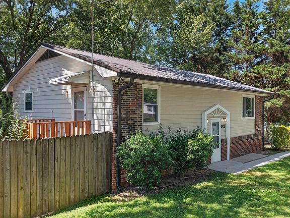 5th image of 743 Jaybird Rd