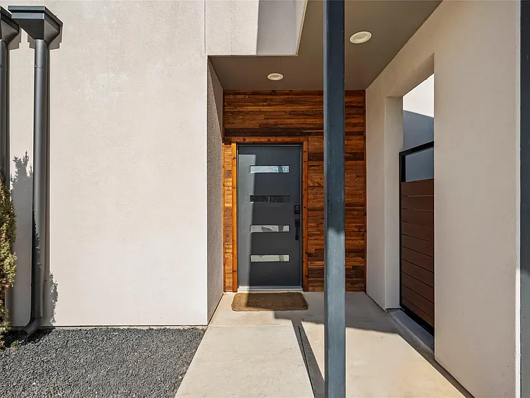 4400 Mount Vernon Dr #B — Photo 28