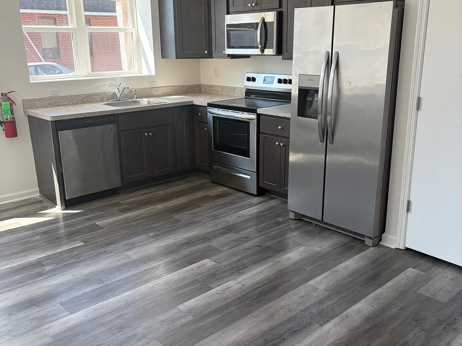 2 bed, 700 sqft, $1,995 — Photo 1