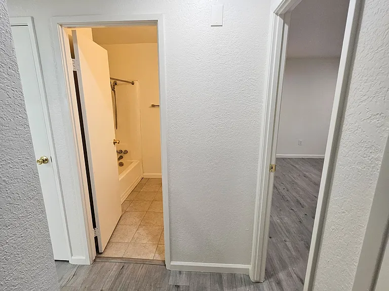 924 San Miguel Pl — Photo 33