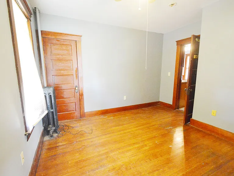 53 Forest St — Photo 18