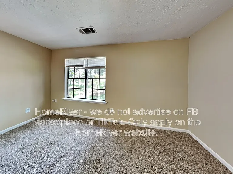 2871 Eastland Way — Photo 9