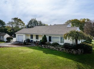 281 Village St, Medway, MA 02053
