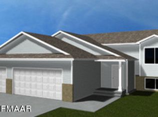 3125 6th St E, West Fargo, ND 58078