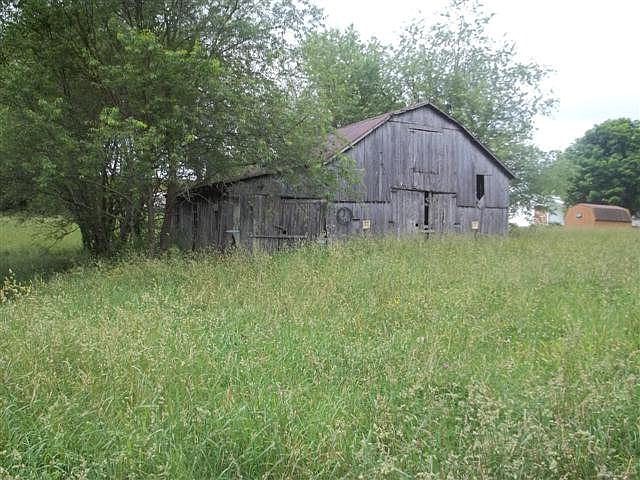 2nd image of 5967 Comers Rock Rd