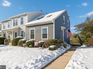 6347 Chimney Wood Ct, Alexandria, VA 22306