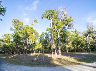 32 Dulamo Blf, Saint Helena Island, SC 29920