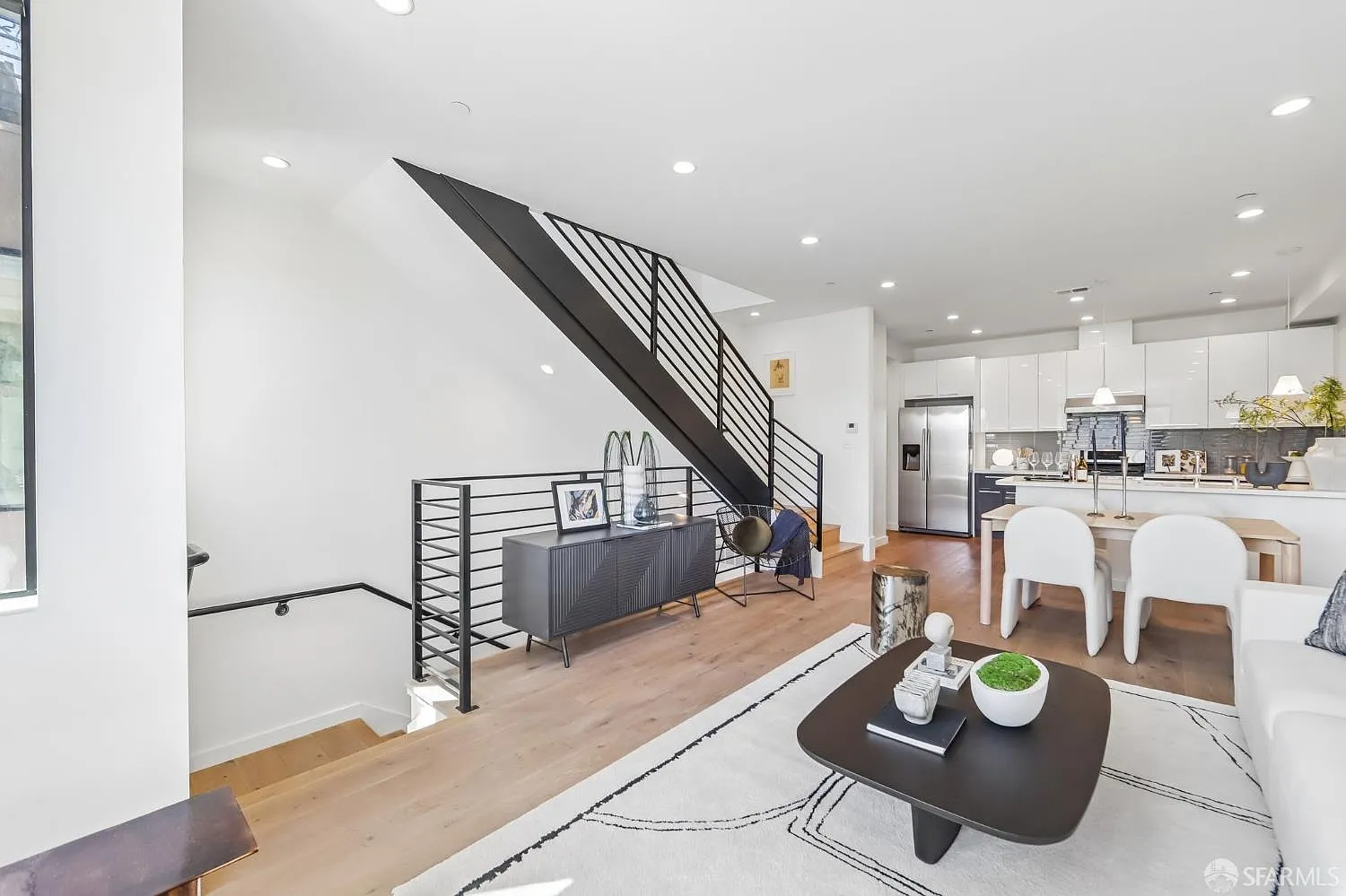 4132 3rd St #5 - Photo 5