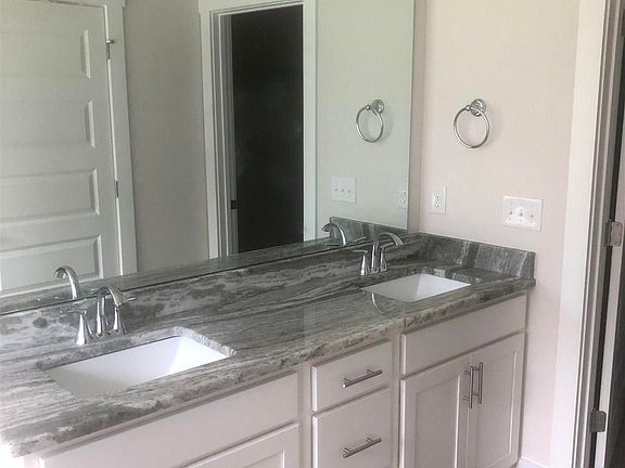 5th image of 12573 Windsor Dr