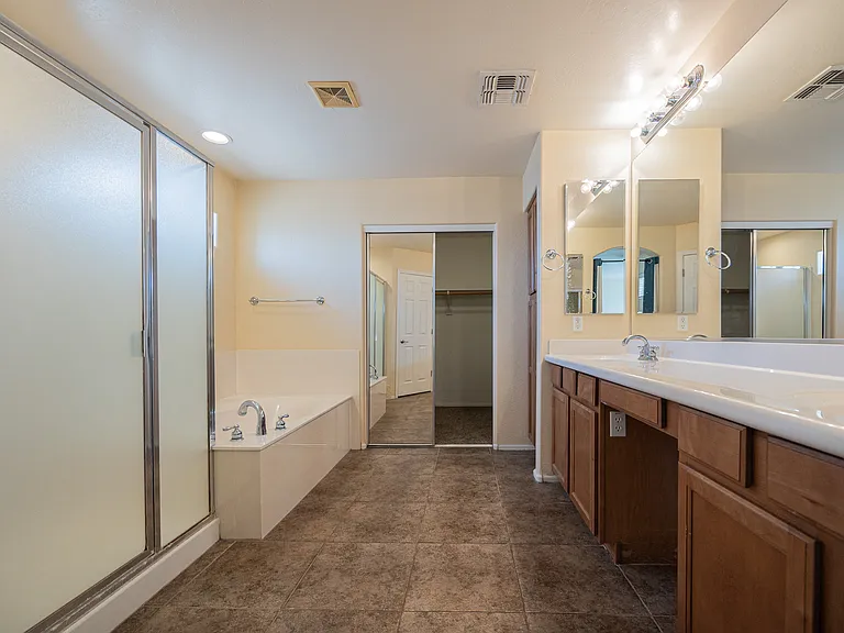 4418 W Hower Rd — Photo 19