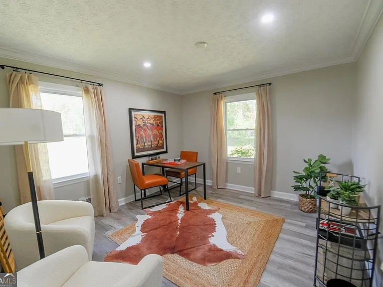 370 Georgia Ave — Photo 8