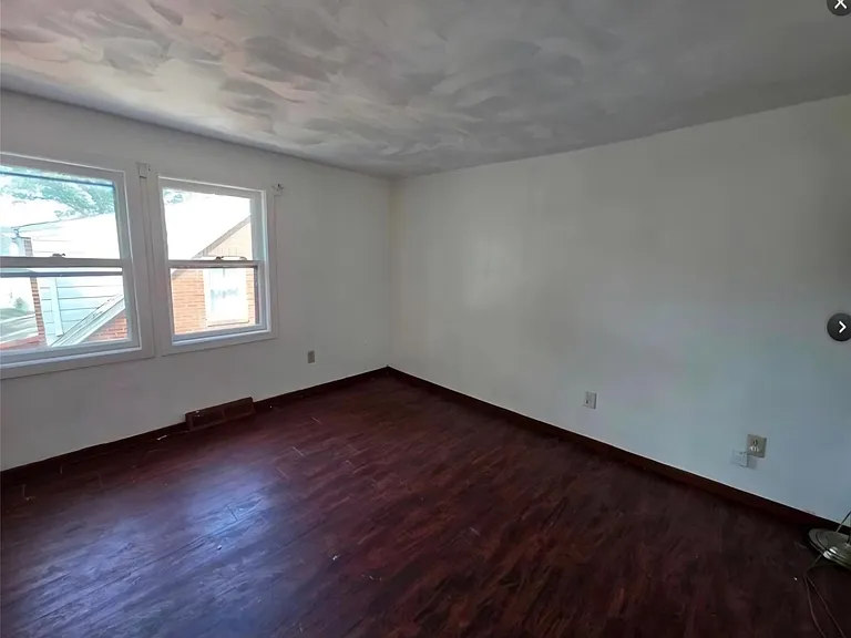 35 Dayton St #2 — Photo 12