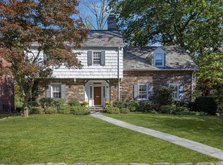34 Forest Ln, Bronxville, NY 10708