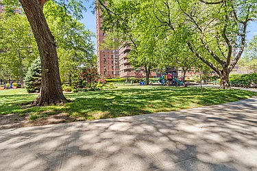473 FDR Drive