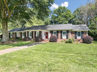 201 Ayrshire Dr, Greenville, SC 29615