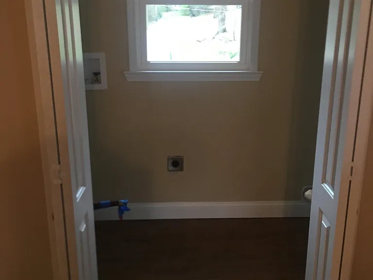 115 Carole Dr — Photo 13