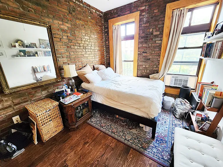 650 Union St #3 — Photo 7